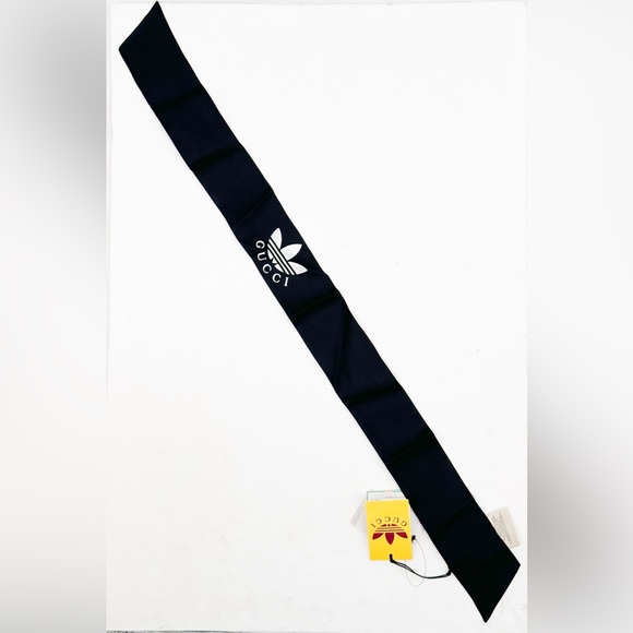 Gucci X Adidas Striped Silk Neck Bow 🔥🔥👀👀 - Picture 6 of 12